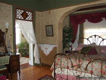 Schuster Mansion Bed & Breakfast Milwaukee Værelse billede