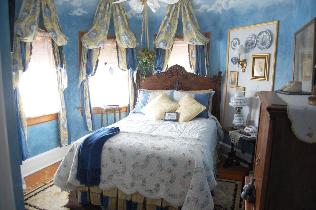 Schuster Mansion Bed & Breakfast Milwaukee Værelse billede
